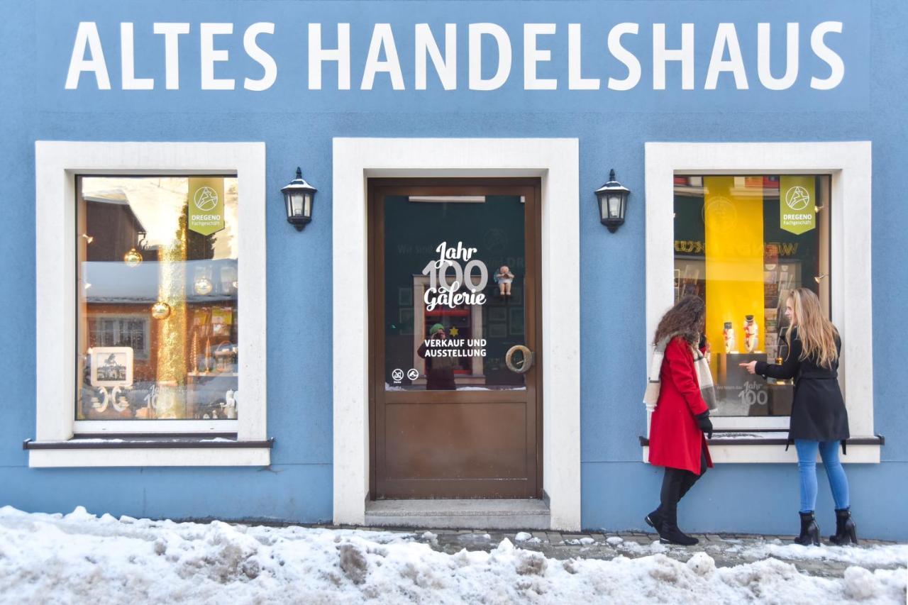 Hotel Erbgericht Buntes Haus Зайфен Екстериор снимка